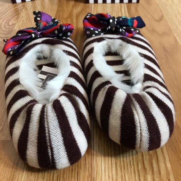 Henri Bendel Cashmere x Faux Fur Slippers - Picture 3 of 8